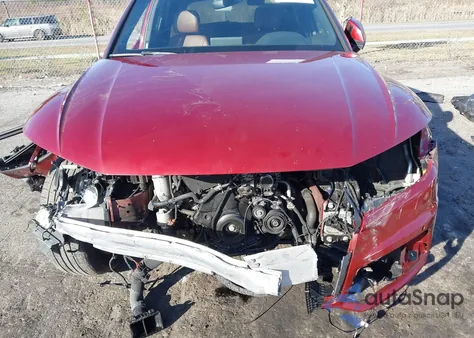 2018 Audi Q5 2.0T Premium/2.0T Tech Premium z USA, uszkodzony, nr VIN WA1BNAFY0J2188421